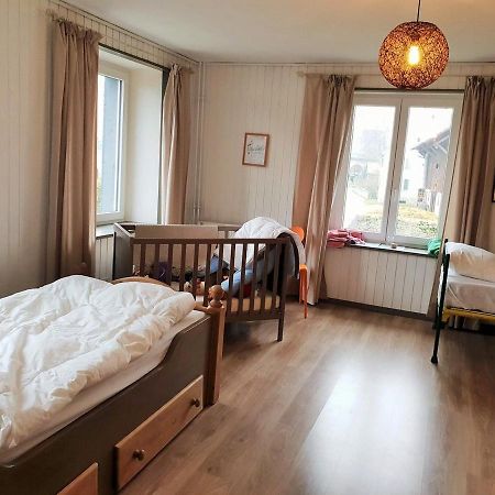 Au Petit Bonheur Bed & Breakfast Courgenay Bagian luar foto